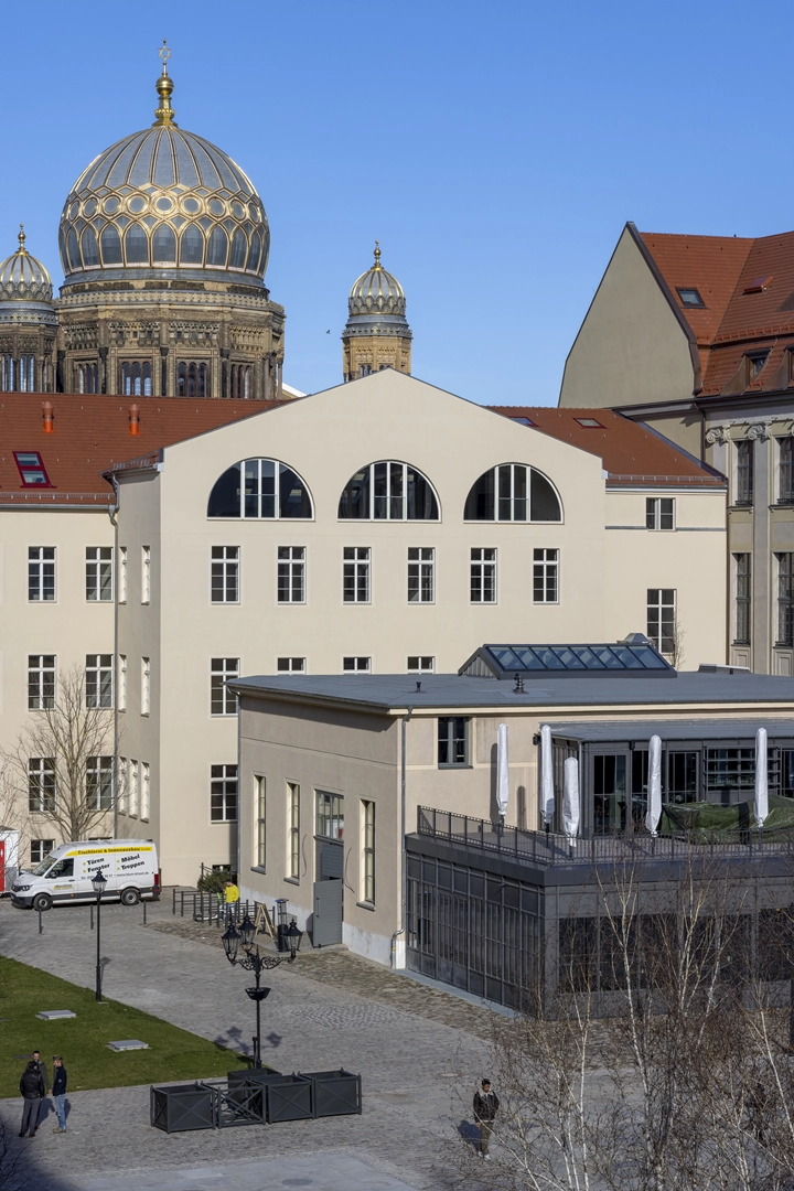 Blick auf das Logenhaus von der Hofseite
